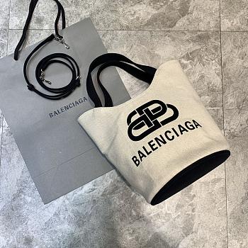 Balenciaga Wave Tote Bag 01