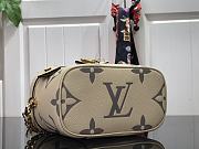 Louis Vuitton Vanity White/ Pink Monogram - 19×13×11cm - 6