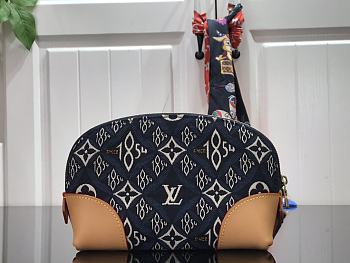 LOUIS VUITTON POCHETTE COSMETIQUE SINCE 1854