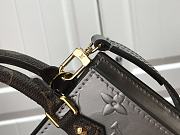 LOUIS VUITTON PETIT SAC PLAT M90564 01 - 5