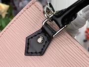 LOUIS VUITTON PETIT SAC PLAT M69575 01 - 6