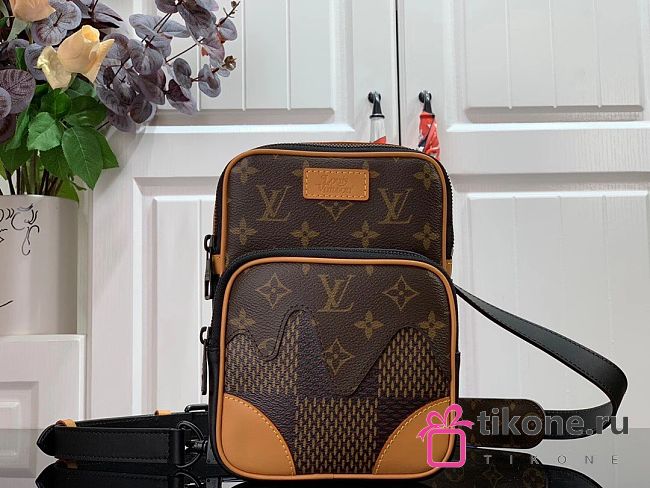  LOUIS VUITTON NANO AMAZONE MESSENGER - 1