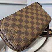 LOUIS VUITTON POCHETTE ACCESSOIRES 02 - 5