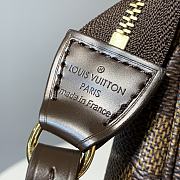 LOUIS VUITTON POCHETTE ACCESSOIRES 02 - 4