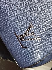 LOUIS VUITTON OUTDOOR MESSENGER PM - 6