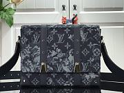 LOUIS VUITTON TRUNK MESSENGER M57282 - 1