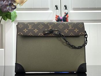 LOUIS VUITTON POCHETTE VOYAGE STEAMER 02