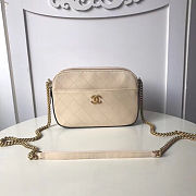 Chanel Handbag 80918B 02 - 1