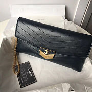 Chanel Handbag 80712E 04 - 1