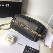 Chanel Black Leather Handbag 20cm - 3