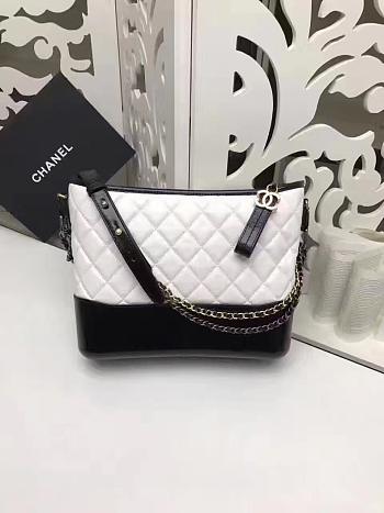 Chanel Gabrielle White/Black Handbag - 28×21×9cm