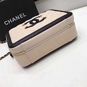 Chanel Handbag A93343 02 - 2