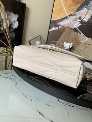 Louis Vuitton Wave V-shaped Quilted Chain Bag White M58552  - 4