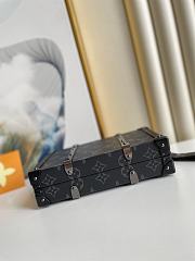 Louis Vuitton Wallet Trunk Black Flower Clutch - M20249  –  25×14×6 cm - 2