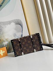 Louis Vuitton Wallet Trunk Brown Flower Clutch - M20249  –  25×14×6 cm - 1