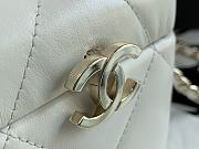 Chanel Handcraft Box Bag White – 15x10x11 cm - 3