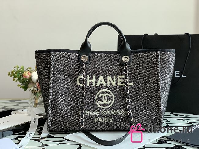 Chanel Shopping Canvas Bag Black – 38 cm - 1