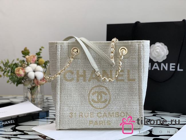 Chanel Shopping Canvas Bag White – 28 cm - 1