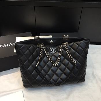 Chanel Dallas Paris Portable Chain Calfskin Black – 42x34x23x11 cm