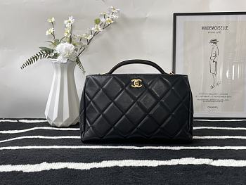 Chanel Hanger Bag Classic Black – 30x12x28 cm