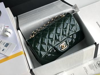 Chanel Quilted Patent Leather Classic New Mini Flap Bag Light Green With Gold Hardware – 1116 – 20 cm