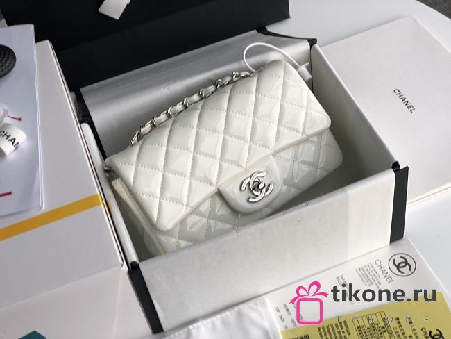 Chanel Quilted Patent Leather Classic New Mini Flap Bag White With Silver Hardware – 1116 – 20 cm - 1