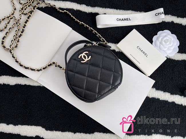 Chanel Round Classic Chain Clutch Black – 12 cm - 1