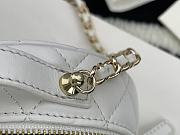 Chanel Round Classic Chain Clutch White – 12 cm - 5