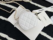 Chanel Round Classic Chain Clutch White – 12 cm - 3