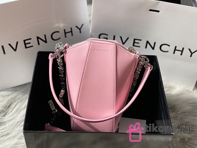 Givenchy Antigona Accessoories Chain Bag Pink – 20x10x8.5 cm - 1