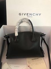 Givenchy Antigona Soft Bag In Leather Black – 30x8x25 cm - 4