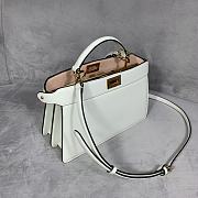 Fendi Peekaboo Iseeu White Leather Bag – 29x19x11.5 cm - 4