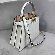 Fendi Peekaboo Iseeu White Leather Bag – 33x25 x12 cm - 4