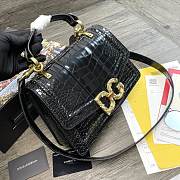 Dolce & Gabbana Amore Shoulder Bag In Crocodile Leather Black – 27x8x18cm - 6