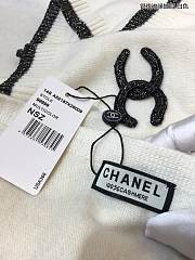 Chanel Cashmere Knitted Long Scarf White – 60x200 cm - 5