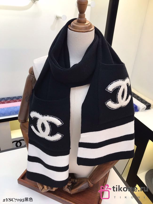 Chanel 100% Wool Fabric Scarf Black – 35x200 cm - 1