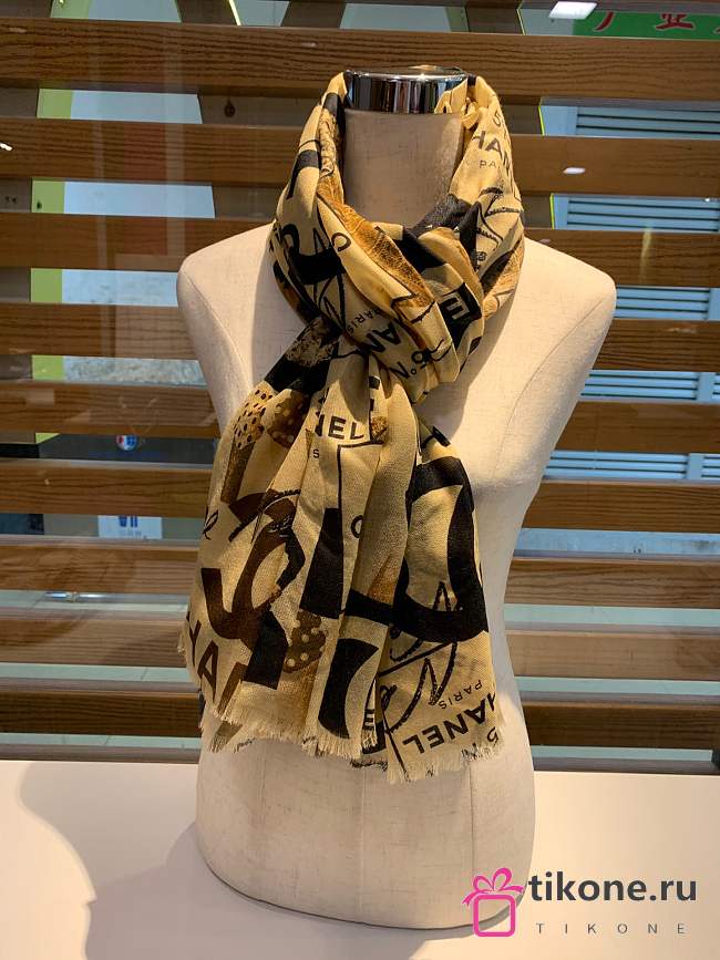 Chanel 100% Water-Soluble Cashmere Scarf Yellow – 100×200 cm - 1