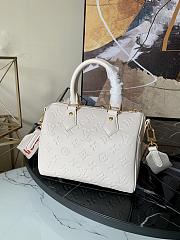 Louis Vuitton Speedy Bandouliere Monogram Embossed Fluffy Sheepskin – M58736 – 22x 19 x 13 cm - 6