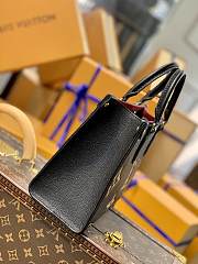 Louis Vuitton Onthego Bicolour Empreinte Monogram Black/Beige Tote Bag – M45659 – 25x19x11.5cm - 6