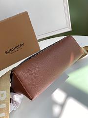 Burberry Leather and Vintage Check Note Crossbody Bag Brown – 1791 – 25 x 8.5 x 18 cm - 2