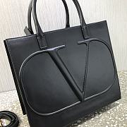 Valentino Garavani VLOGO Walk Calfskin Tote Bag Black – 2200L – 31x27x16cm - 4