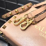 Valentino Garavani Rockstud Alcove Grained Calfskin Rose Cannelle Box Bag – 0052# – 19x12x8cm - 6