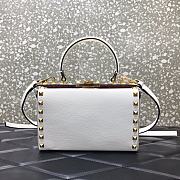 Valentino Garavani Rockstud Alcove Grained Calfskin White Box Bag – 0052# – 19x12x8cm - 1