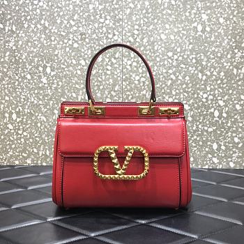 Valentino Rockstud Alcove Handbag In Grainy Calfskin Red – 0041# – 23x20x6 cm