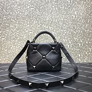 Valentino Roman Stud The Handle Bag 520 In Nappa Black Silver – 1199# – 20×9×15 cm - 2