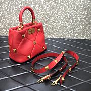 Valentino Roman Stud The Handle Bag 520 In Nappa Red – 1199# – 20×9×15 cm - 3