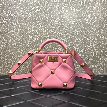 Valentino Roman Stud The Handle Bag 520 In Nappa Pink – 1199# – 20×9×15 cm