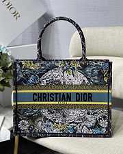 Dior Book Tote Bag Blue Dior Constellation Embroidery – M1286 – 36.5 x28x17.5 cm - 1