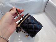 Chanel Mini Cosmetic Metal Ball lambskin Black - A88828 - 8.5x11x7 cm - 4