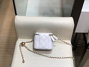 Chanel Mini Cosmetic Metal Ball Lambskin White - A88828 - 8.5x11x7 cm - 4